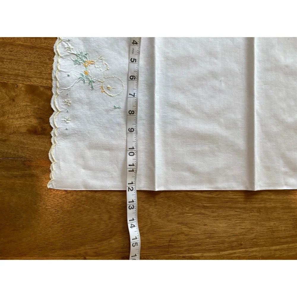 VTG Embroidered Crib Top Sheet and Pillow Case Set‎ Chick Classic